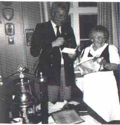 Formand Gert Larsen og Agnes Christensen